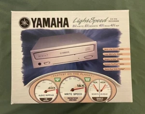 Vintage Yamaha CRW2100Ez 16X10X40X E-ide ATAPI InternalCD-RW Drive NOB - Picture 1 of 10