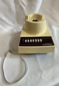 Vintage Hamilton Beach Model 600-3 7 Speed Blender BASE ONLY - Picture 1 of 5