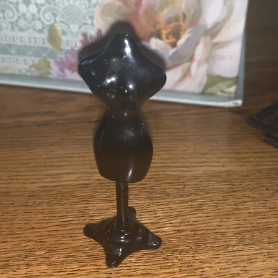 "Maniquí vintage de metal de latón con forma de vestido casa de muñecas miniatura casa de muñecas 3""" Foto 1 de 3