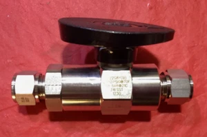 HOKE Gyrolok 7222G8Y Tube Fitting 1/2" - Picture 1 of 2
