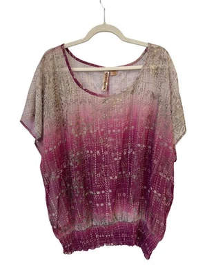 Blusa Sombra de Ojos Talla Grande 2X Manga Corta Cuello Redondo Calado Ombre Rosa Bohemia Foto 1 de 4