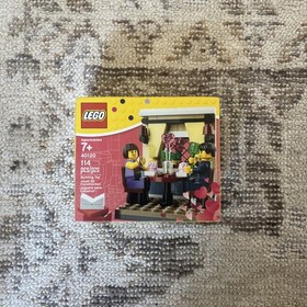NEW Sealed LEGO Seasonal: Valentine's Day Dinner (40120)