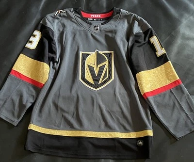 Подлинная мужская футболка вратаря Las Vegas Golden Knights James Neal Adidas размер 46  - Изображение 1 из 4