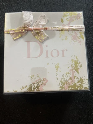 MISS DIOR  EAU DE PERFUM SET 3.4 Oz Women Perfume Gift Box. Box Only No Perfume - Image 1 of 4