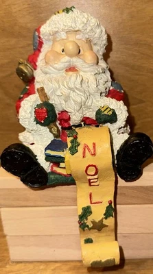 Soporte Medias Navidad SANTA con CINTA NOEL Resina Foto 1 de 4