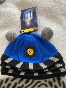Doctor Who Blue Dalek  Knitted Beanie - Picture 1 of 2