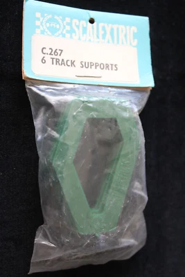 SCALEXTRIC C267 TRACK SUPPORTS - image 1 of 2