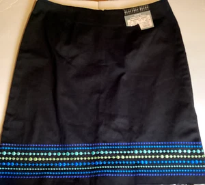 NWT Geoffrey Beene Stretch Twill Black Skirt w/embroidered hem Size 4 - Picture 1 of 8