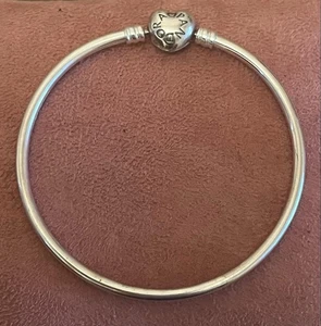 Genuine Pandora Bangle Size 19cm - Picture 1 of 1