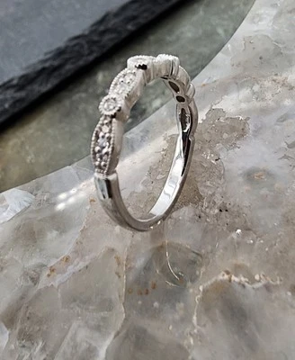 Anillo Art Deco de diamantes de 0,10 quilates de oro blanco de 14 k,585 talla 4 Au 2593 Foto 1 de 4