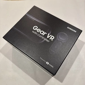 Samsung Gear VR with Controller Virtual Reality Headset Black Powered by Oculus - Picture 1 of 3