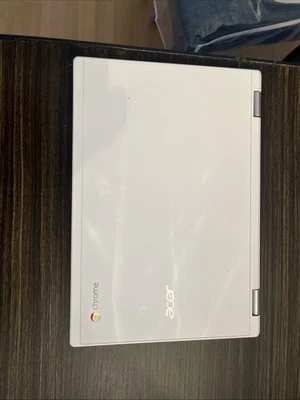 Chromebook R11 Acer CB5-132T N15Q8, Celeron N3160, 4GB RAM, 2 GB storage+Charger - Image 1 of 4