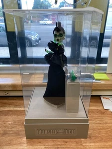 Mattel Creations Exclusivo Off-White c/o Monster High HNV18-9993 ¡¡¡TOTALMENTE NUEVO!!!! - Imagen 1 de 9