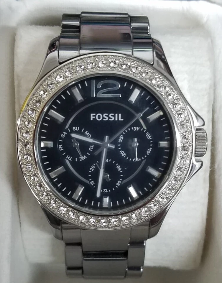 Fossil Women's CE1067 Riley Silver Ceramic Crystal Accented Chronograph Watch - Image 1 of 1