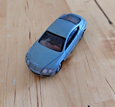 Takara Tomy Tomica Bentley Continental GT 2009 Nº 115 Plateado Foto 1 de 4