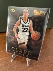 2024 Caitlin Clark Collection Panini Select Artistic Selections #AS2 PRIZM c3 - Picture 1 of 2