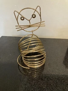 VINTAGE Katzenspulenbrief ~ Karte ~ Posthalter ~ MCM ~ Metallkunst ~ goldfarben - Bild 1 von 5