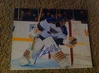 Foto autografiada de Jaroslav Halak 8x10 Montreal Canadians St. Louis Blues eslovaco Foto 1 de 2
