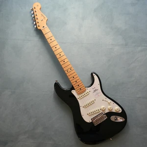 Guitarra Eléctrica Fender Made in Japan Junior Collection Stratocaster Maple ... - Imagen 1 de 13