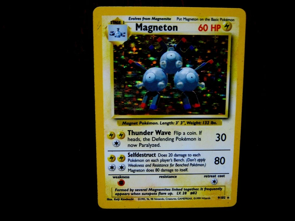 Magneton 009/102 Base Set Holo