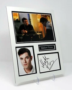 Exhibición de fotos montada en autógrafo firmado por Matthew HORNE + certificado de autenticidad del distribuidor Gavin & Stacey - Imagen 1 de 1