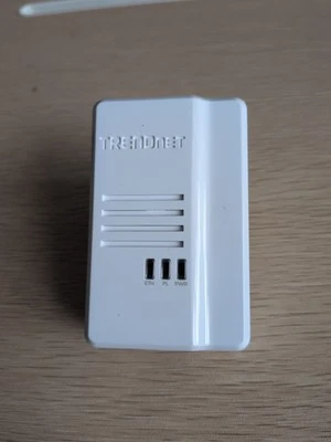 Trendnet TPL-408E2K/UK Powerline Access Point - Image 1 of 3