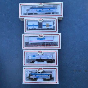 Model Power HO Chevrolet GM Train Set 5 Car Set New - Picture 1 of 8