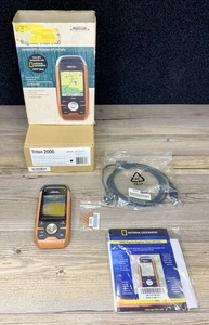 Magellan Triton 2000 Hiking GPS Unit 3D TOPO Maps Camera Geocaching Waterproof - Picture 1 of 9