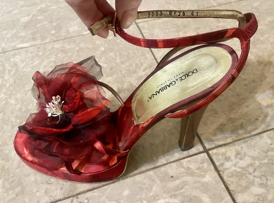 DOLCE & GABBANA Red/Black Heels Size 41 With A 5” Heel In Satin - Image 1 of 4