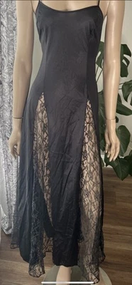 PETRA FASHIONS Vintage Long Gown 2X Black Lace Insets - Image 1 of 4