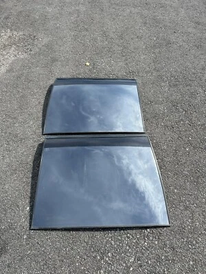 1982-92 Chevy Camaro Pontiac Firebird Trans Am T-Top Hook Type Window Glass - Image 1 of 4