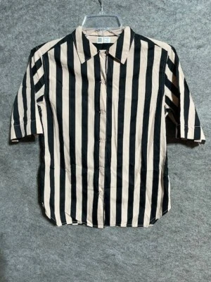 Blusa Uniqlo para mujer XS a rayas cuello cuadrado con botones manga corta negra marrón Foto 1 de 4