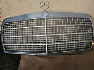 VINTAGE 1980s MERCEDES BENZ W126 300SD CHROME FRONT BUMPER KUHLER GRILL #10516  - Picture 1 of 21