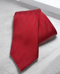 Geoffrey Beene Mens Silk Neck Tie Dark Red Diamond Pattern - Picture 1 of 6