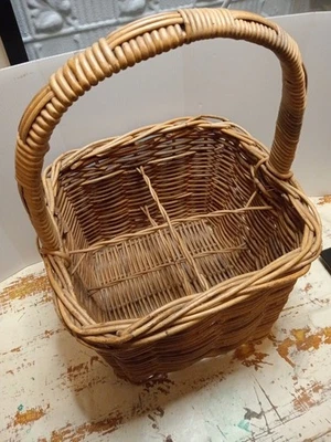 Vintage French Wicker 4 Wine Bottle Storage Basket With Strong Handle 30x28x39cm - Image 1 of 4
