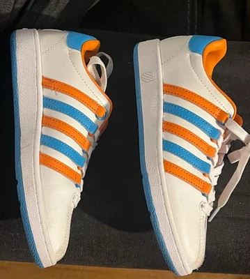 Zapatos Blippi Kswiss Niños Talla 13.5 TOTALMENTE NUEVOS Sin Caja Foto 1 de 4