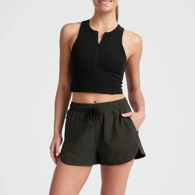 Pantalón corto Beyond Yoga Stretch Woven The Course Foto 1 de 4