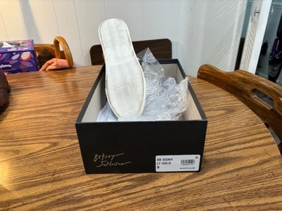 Кроссовки для официальных приемов Betsey Johnson Bridal Goal радужные размер 9 бывшие в употреблении - Изображение 1 из 2