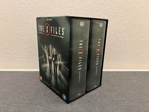 The X Files: Seasons 1-11 The Complete Series 60 Blu Ray Disc Set [Region Free] - Bild 1 von 6