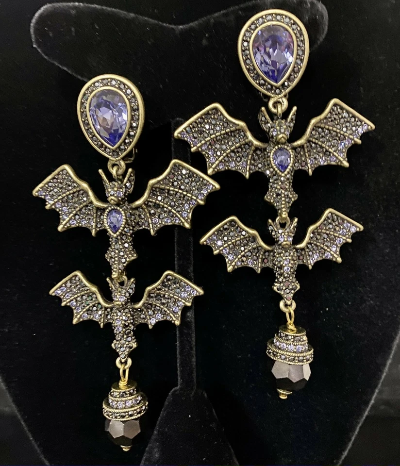 FIRMADO Heidi Daus Batty For You Cristal Pendientes Colgantes Clip CRISTAL DE SWAROVSKI Foto 1 de 1