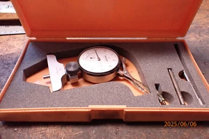 MITUTOYO DIAL DEPTH GAUGE GAGE WITH CASE MACHINIST TOOLING - Picture 1 of 11