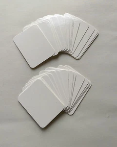 Tarjetas en blanco (un nuevo juego de 30 tarjetas blancas para usar con bolígrafo de limpieza en seco) 6,5cmx4,8cm - Imagen 1 de 1