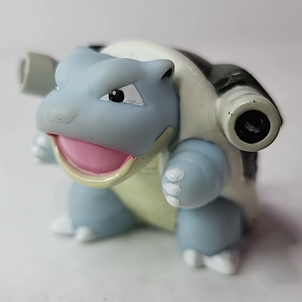 Figura de marioneta de dedo brillante Blastoise 2004 Pokemon 1,5" Bandai Foto 1 de 4