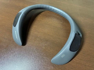 Bose SoundWear Companion Speaker Wearable Neck Speaker Black No Box No Cover - Picture 1 of 5