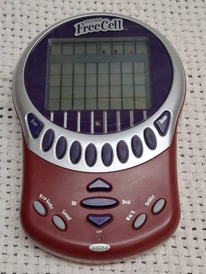 Radica Big Screen Freecell Solitaire Electronic Handheld New batteries - Image 1 of 3