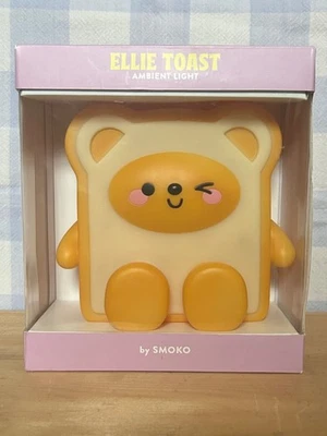 Oso de peluche Smoko ELLIE TOAST con forma de luz ambiental Foto 1 de 2