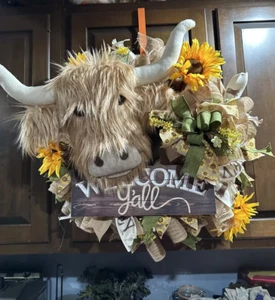 Made to order Highland cow wreath, Farmhouse wreath, Highland cow decor, Farmhou - Picture 1 of 7