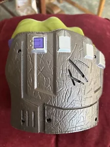 Hulk Noise Making Fist(rt. only) - Picture 1 of 6