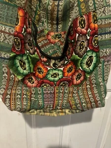 Handtasche kunstvoll bunt handbestickt Boho Patchwork Schultertasche rot grün - Bild 1 von 15