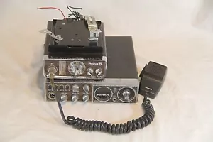 ROYCE 1-600B with Mic & Royce 1-606 CB Radios - As pictured & AS-IS SEE PICS! - Picture 1 of 11